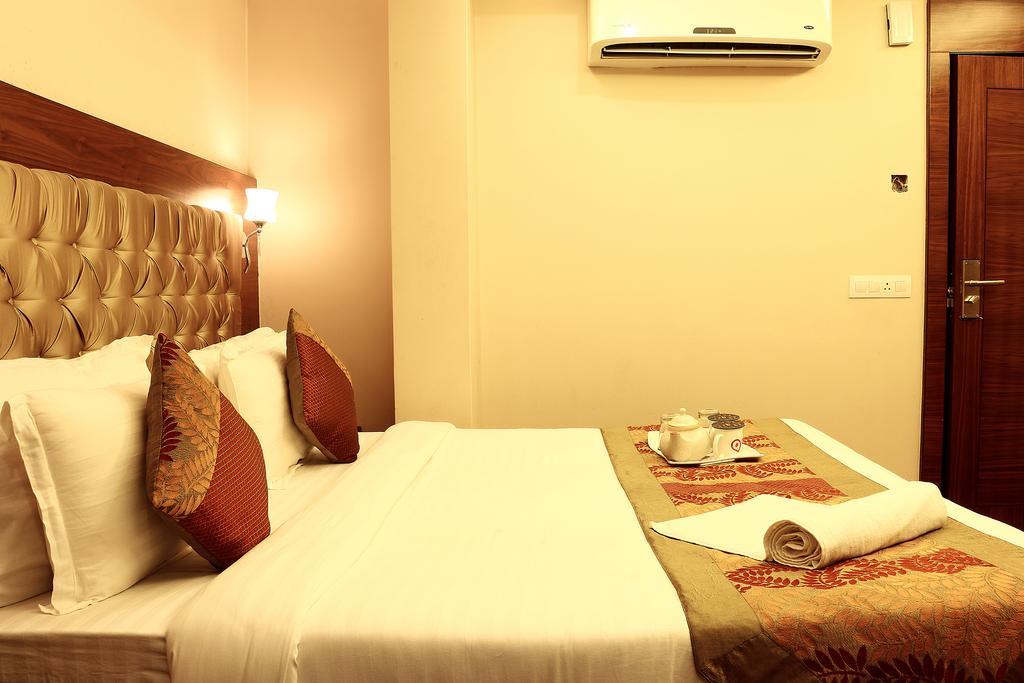 Oyo 1522 Npg Hotel Calcutta Exterior foto